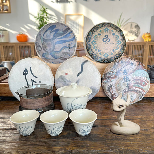 2025 Snake Year Tea Cake