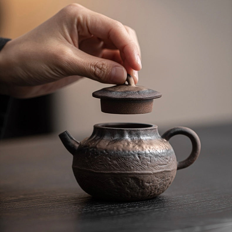 Hand-gilt old rock mud "Teapot Stand(壶承)" and "Pot(壶)"