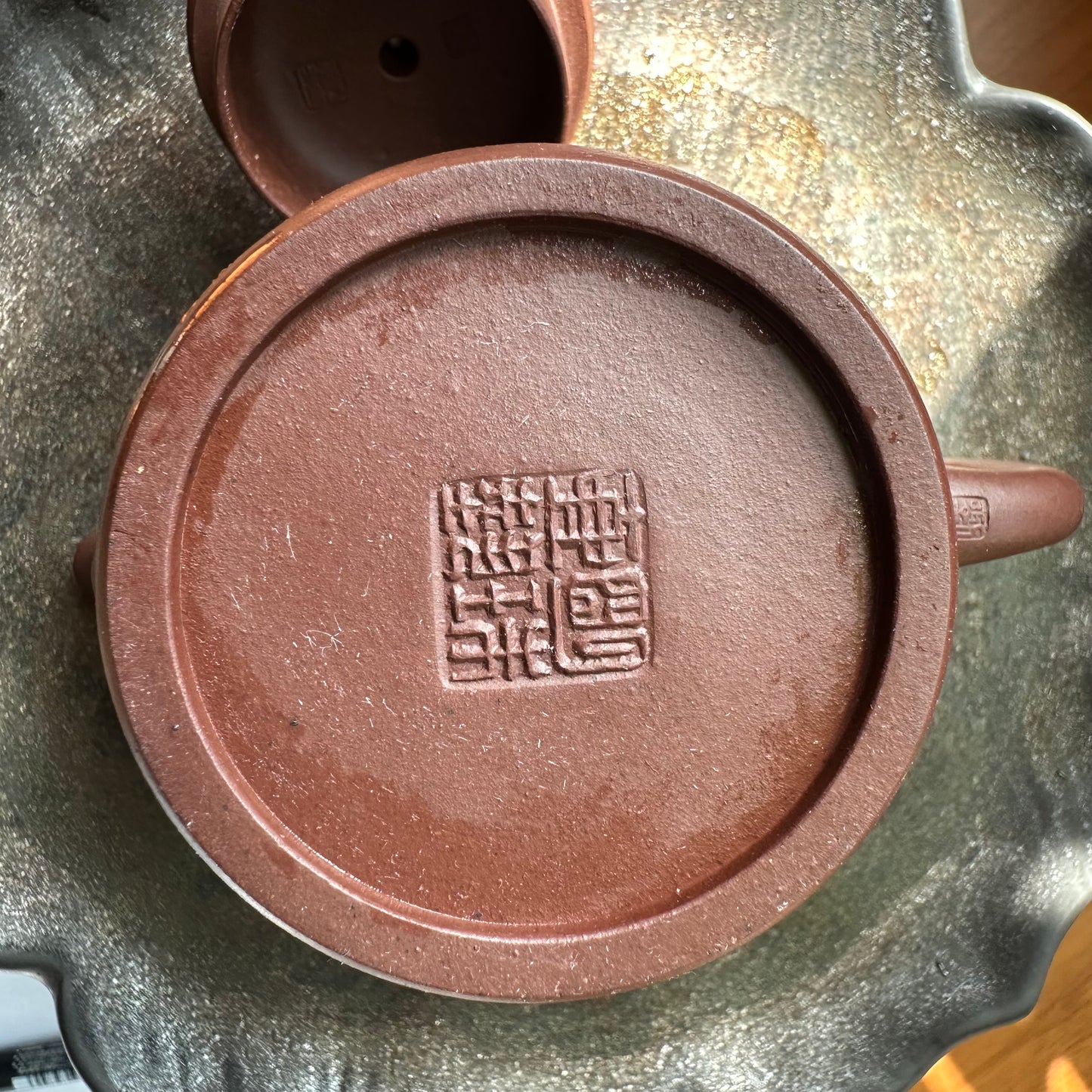 Fully Handcrafted-Jisi Teapot (集思壶)