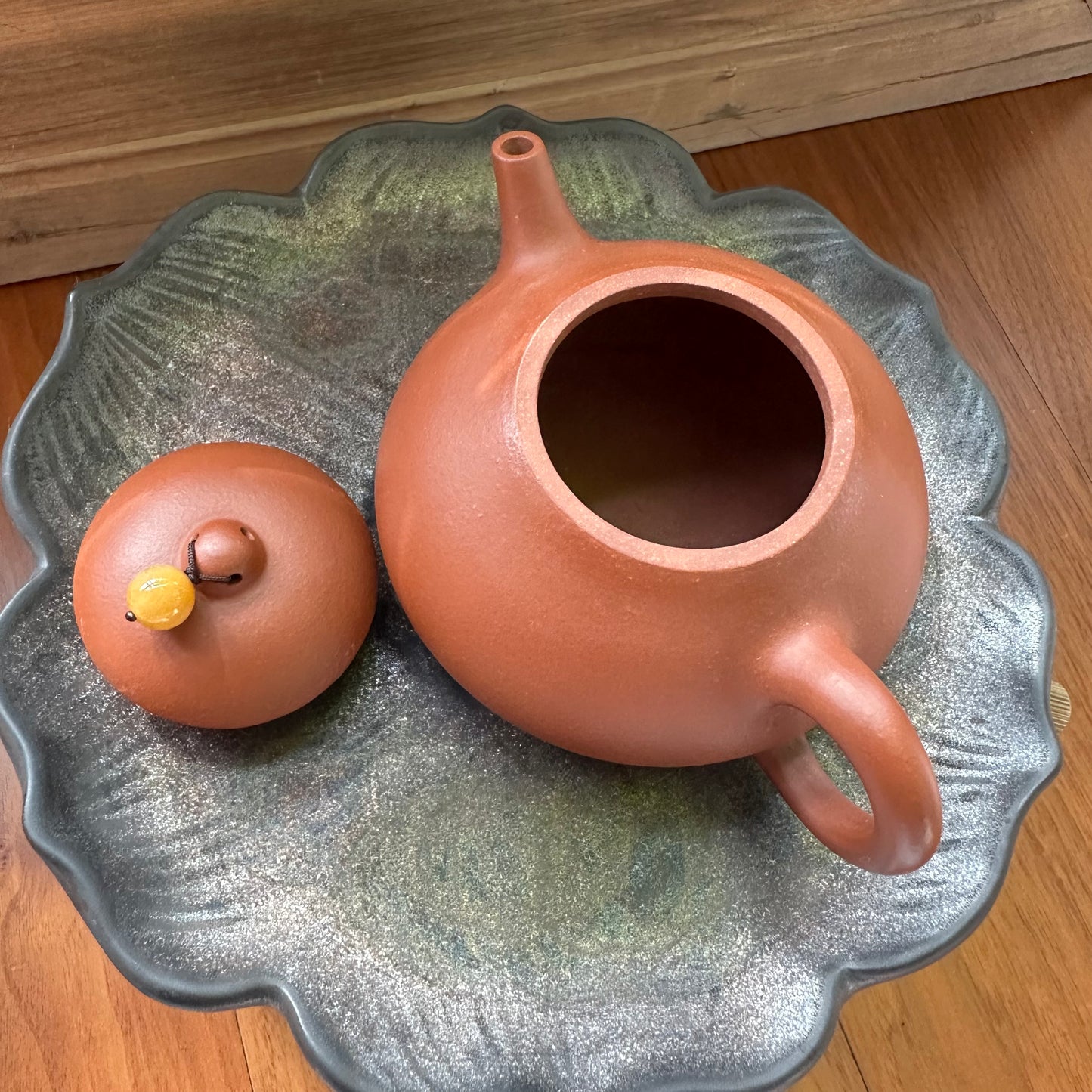 Fully Handcrafted-Official’s Hat Teapot (官帽壶)