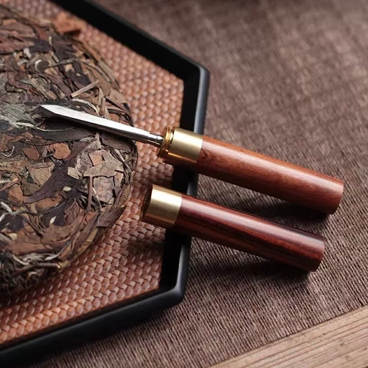 Tea knife - The essential tool for opening tea cakes