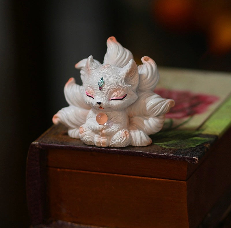 small Nine-tailed fox Tea Pet (Have been blessed)