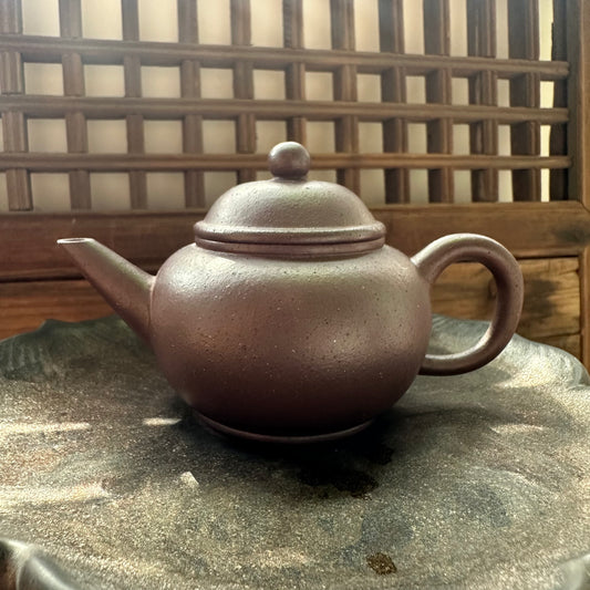 Fully Handcrafted-Horizontal Teapot (水平壶)