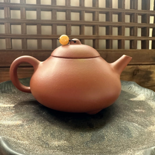 Fully Handcrafted-Official’s Hat Teapot (官帽壶)