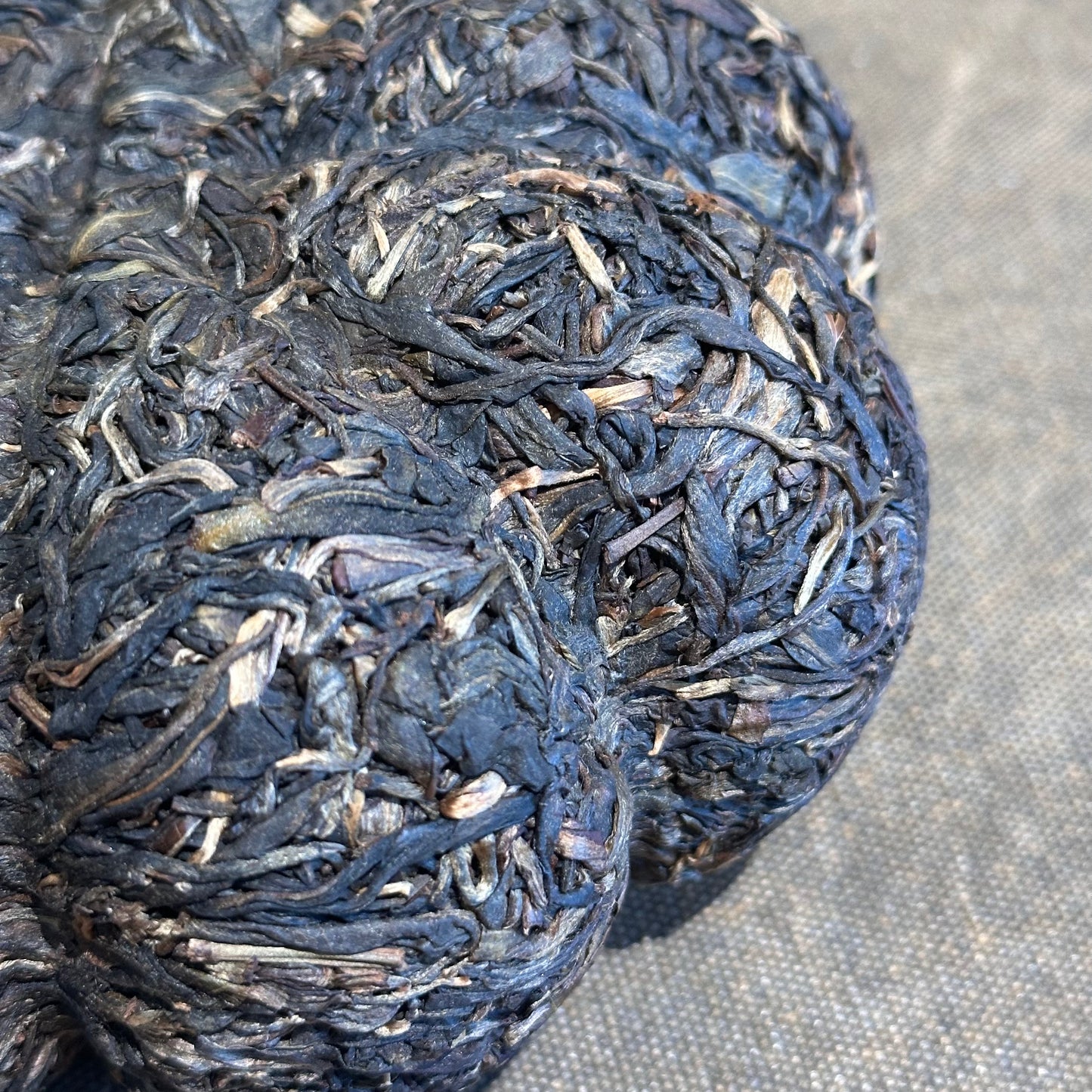 2020 Jingmai Dapingzhang Ancient Tree Sheng Pu’er Tea （From Our Own Tea Garden）