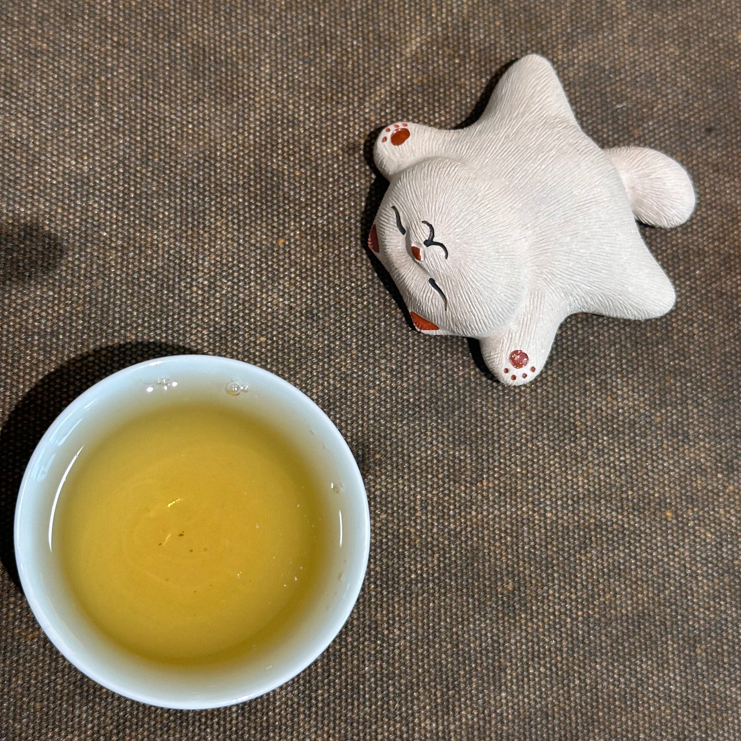 Lying-Flat Cat Tea Pet  (Have been blessed)