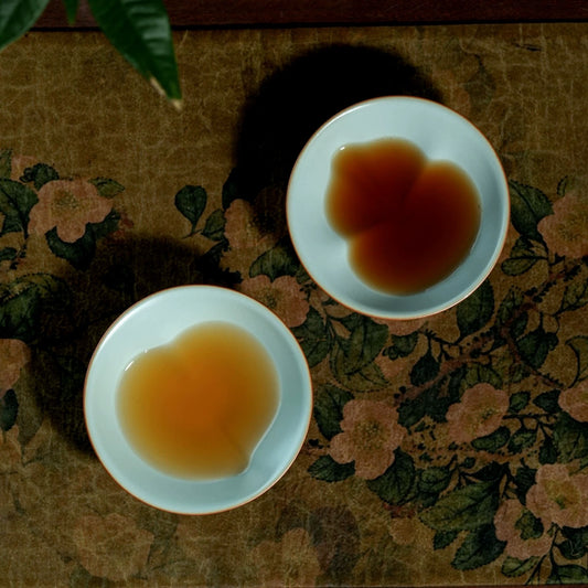 Gourd and Peach Shape Ru Ware Master Cup · Host Cup