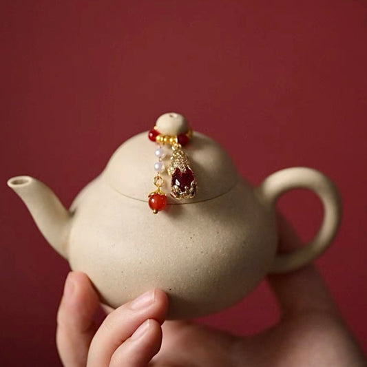 Natural Stone Lid Pull – "Xiao Tiliu"