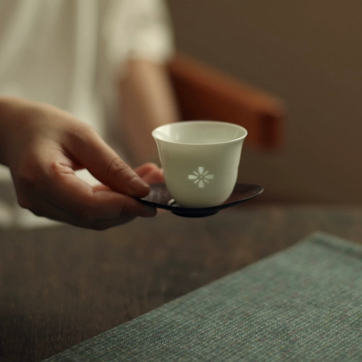 Linglong Floral Deity Tea Cup玲珑花神杯